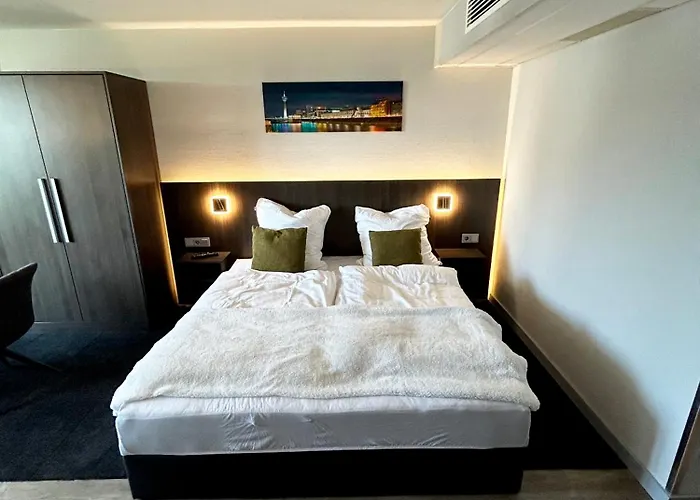 In Am Medienhafen Mit Küche Düsseldorf