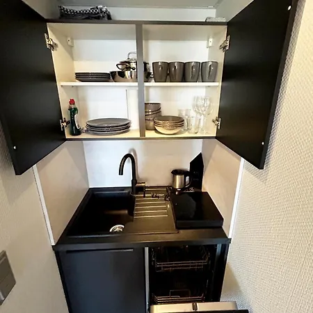 In Am Medienhafen Mit Kueche Apartamento Düsseldorf