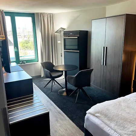 In Am Medienhafen Mit Kueche Apartman
