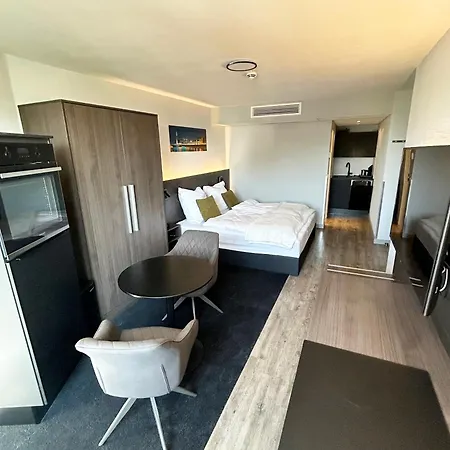 In Am Medienhafen Mit Kueche Apartman 3*